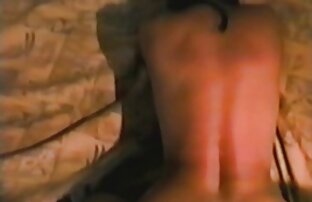XXX جوجه می دهد کار ضربه عمیق به معشوق را, ایستاده سکس با خاله تصویری بر روی عرشه بر روی نیمکت