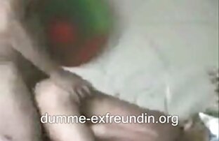 XXX دو روسپیان نوجوان راضی بودند با سیاه سکس خاله و سفید سیاه و سفید دیک