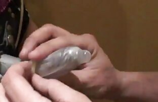 XXX صاحب خانه ران های بزرگ خدمتکار را در سکسخاله جوراب شلواری فرو می ریزد و او را در سوراخ مقعد چکش می کند