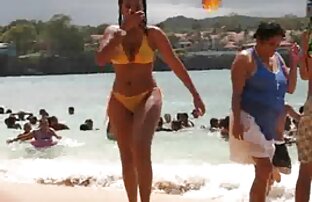 XXX سبزه سكس باخاله با موهای بلند بمکد دیک